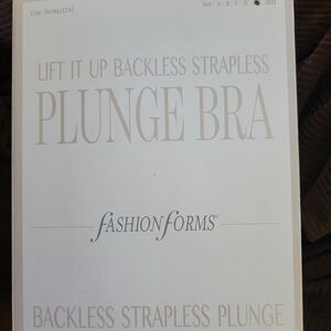 Nordstrom Lift It Up Backless Strapless Plunge Bra